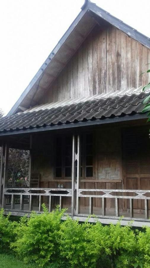 Ning Ning Guesthouse Muang Ngoi Luaran gambar