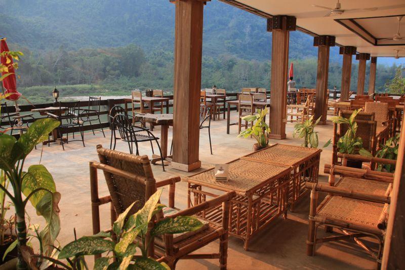 Ning Ning Guesthouse Muang Ngoi Luaran gambar