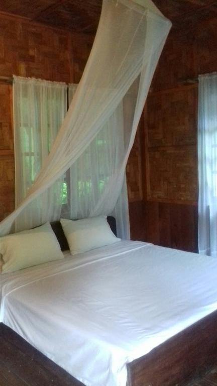 Ning Ning Guesthouse Muang Ngoi Luaran gambar