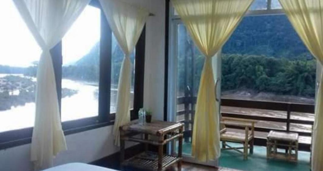 Ning Ning Guesthouse Muang Ngoi Luaran gambar